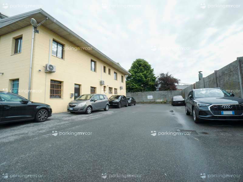 Orio Parking - Aeroporto Bergamo Posti auto scoperti Orio Parking - Aeroporto Bergamo