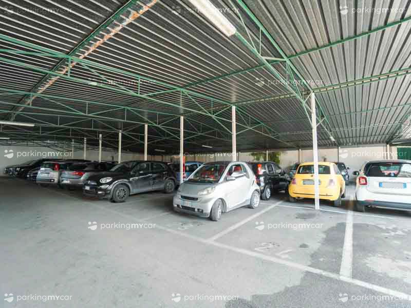 Economy Parking - Aeroporto Napoli Capodichino Parcheggi coperti sotto tettoia Economy Parking - Aeroporto Napoli Capodichino