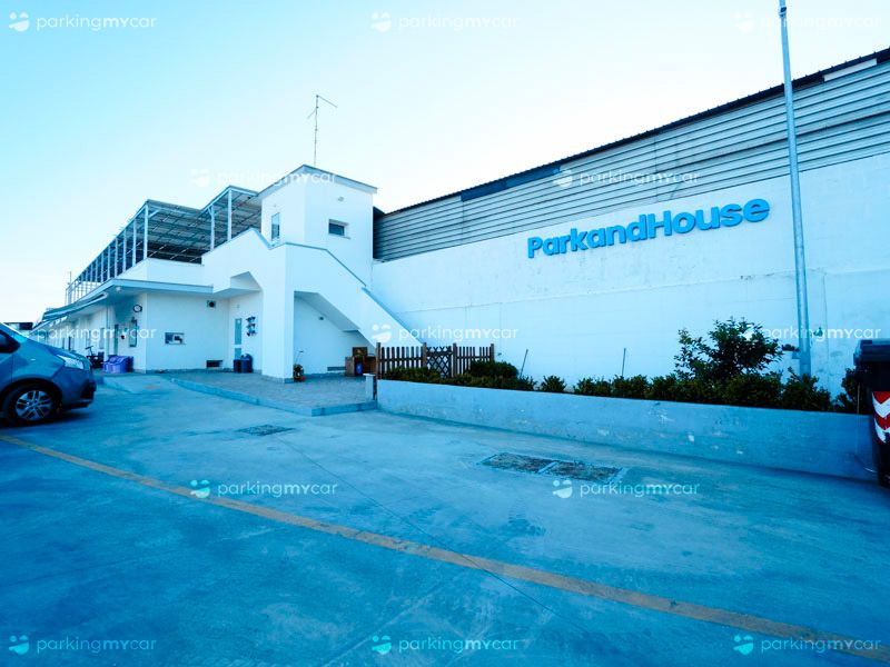 Park And House - Aeroporto Bari Edificio Park And House - Aeroporto Bari