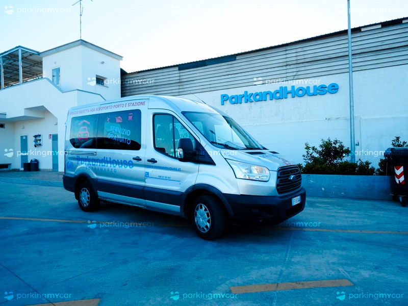 Park And House - Porto Bari Navetta gratuita Park And House - Porto Bari