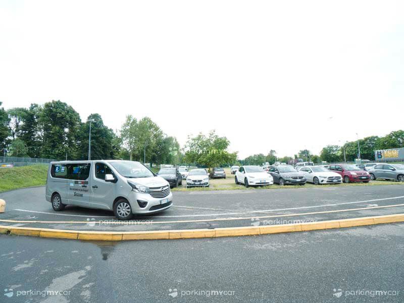 Idrofly - Aeroporto Milano Linate Posti auto scoperti Idrofly - Aeroporto Milano Linate
