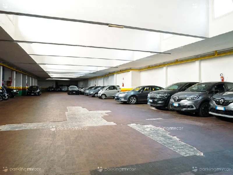 Garage Casale - Bari Parcheggi coperti Garage Casale - Bari