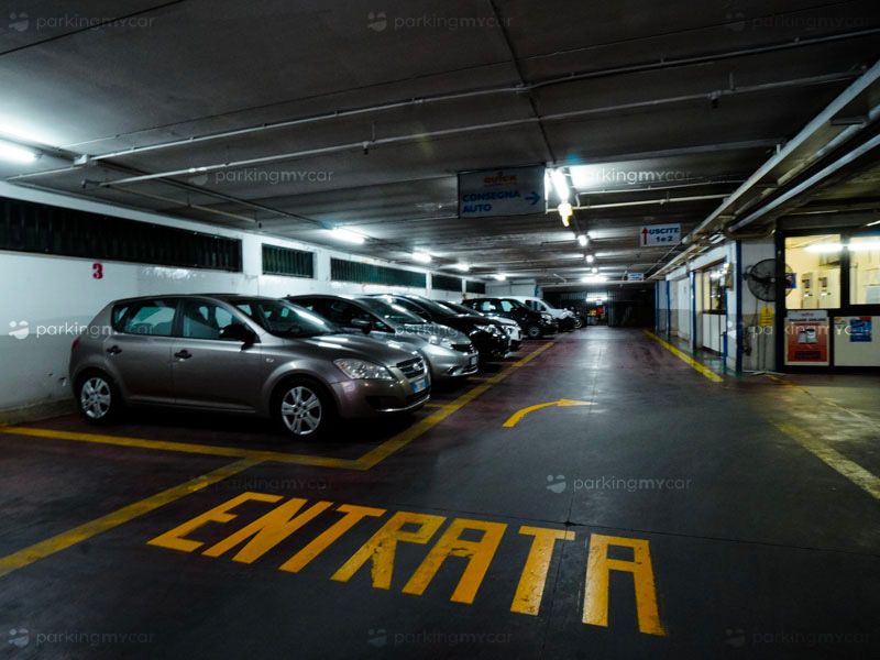 Quick San Francesco - Porto Bari Indicazione entrata Quick San Francesco - Porto Bari