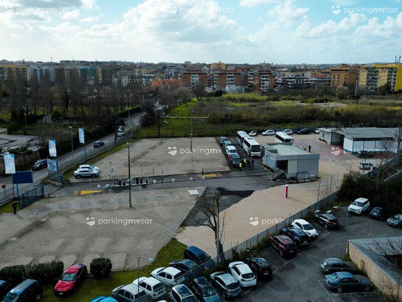 Rome Park Valet - Stazione Roma Tiburtina Vista dall'alto di Rome Park Valet - Stazione Roma Tiburtina