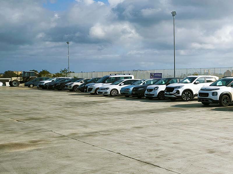 Parking Brindisi 1 - Aeroporto Brindisi Posti auto all'aperto Parking Brindisi 1 - Aeroporto Brindisi