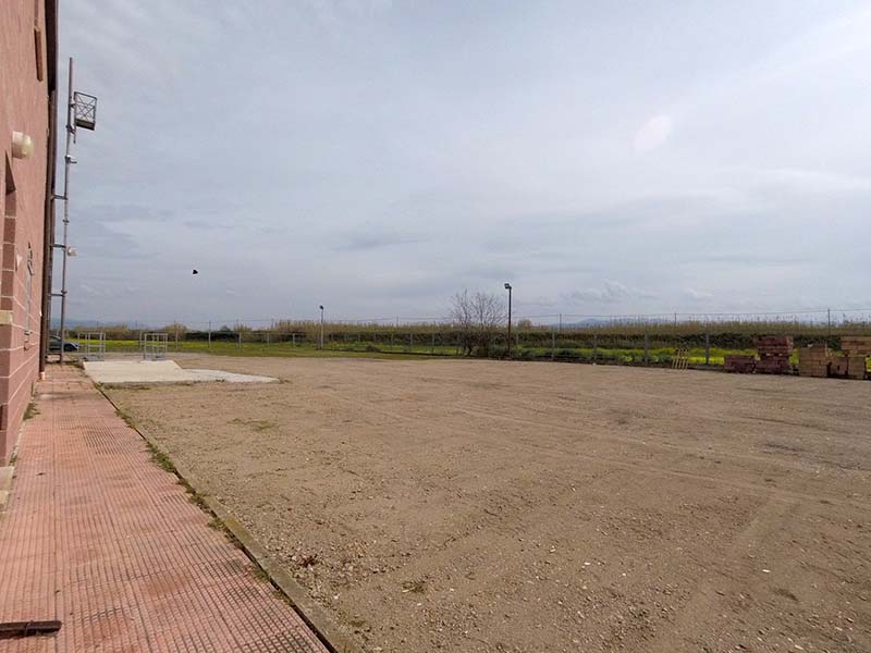 Travel Park - stazione Lamezia Terme Piazzale Travel Park - stazione Lamezia Terme