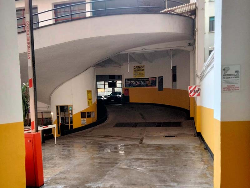 Garage Brianza - Stazione Centrale Milano Accesso Garage Brianza - Stazione Centrale Milano