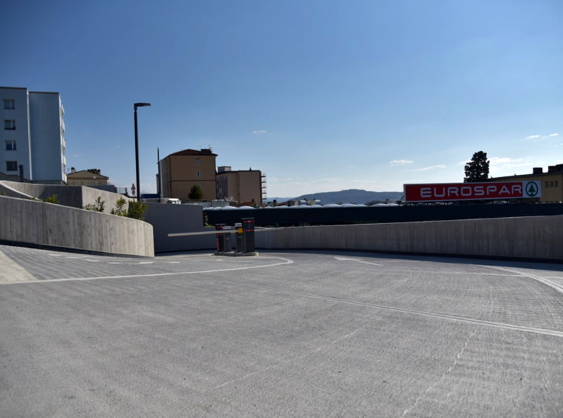 Parking Maddalena - Porto Trieste Ingresso Parking Maddalena - Porto Trieste