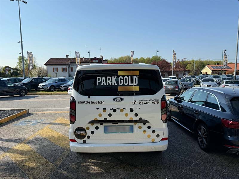 Park Gold - Aeroporto Torino Caselle Navetta Park Gold - Aeroporto Torino Caselle